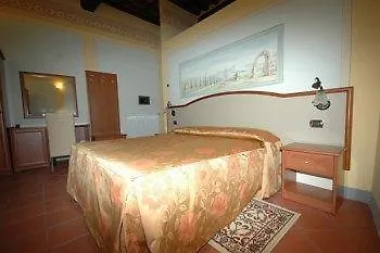 Dimora Dei Guelfi Luxury 3*